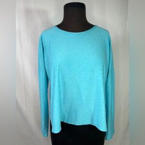 Beyond Yoga Featherweight Crew Long Sleeve Top - M - turquoise blue lightweight